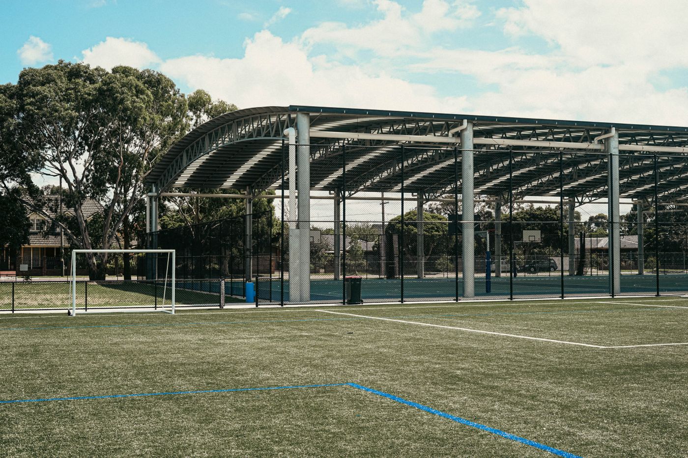 Suasana lapangan dan permainan 4